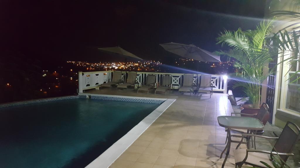 Heavenly Suites La Feuillet Exteriör bild